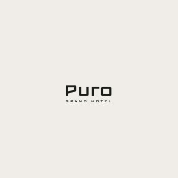 Logotipo minimalista de Puro Grand Hotel con tipografía elegante.