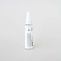 Envase de bruma floral facial reguladora de Beseaskin, 100% orgánica a base de Geranio, Agua Termal y Concentrado de Posidonia con fondo blanco.