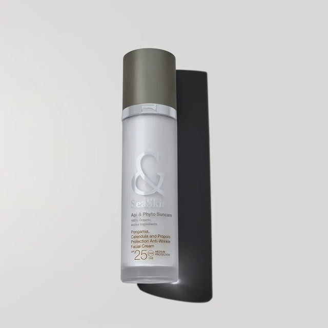 SeaSkin Emulsión Protectora Solar Facial Antiedad SPF 30 , Paso 6 de la rutina de cuidado de la piel.