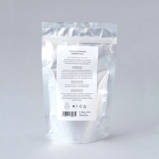 Envase de sales de baño de Beseaskin, 100% orgánicas a base de Geranio, Bergamota, Rosa, Lavanda y Jazmín con fondo gris.