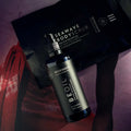 Envases de Beoil Detox (aceite reafirmante) y Seawave BodyScrub Detox (circulatorio) de Beseaskin, 100% orgánicos con fondo morado.