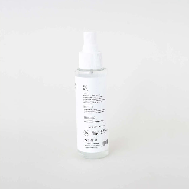 Envase de tónico facial hidratante de Beseaskin, 100% orgánico a base de Agua Termal y Concentrado de Posidonia con fondo blanco.